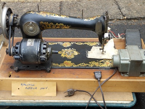 Machine coudre rénover - à,