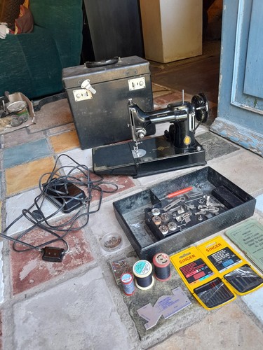 Machine coudre singer 221k - coudre,